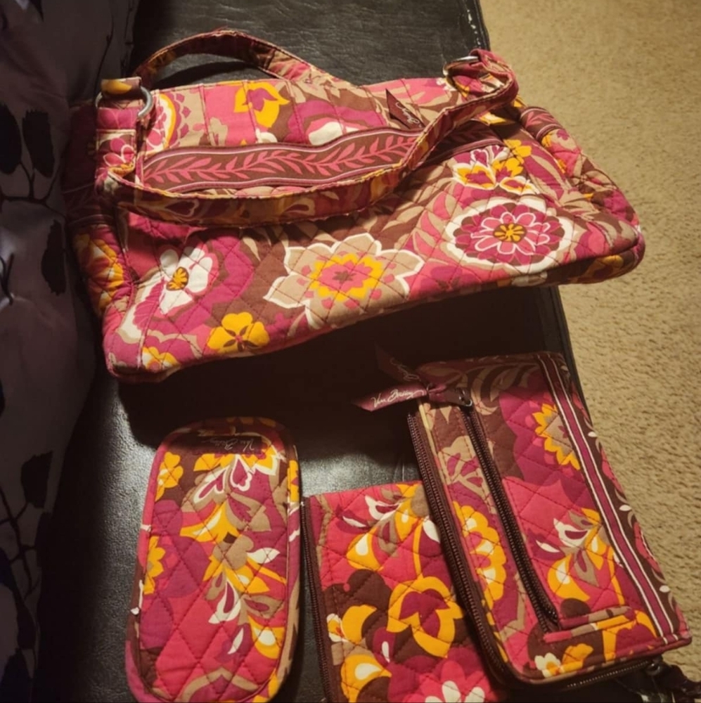 Vera Bradley 4pc handbag - EUC
